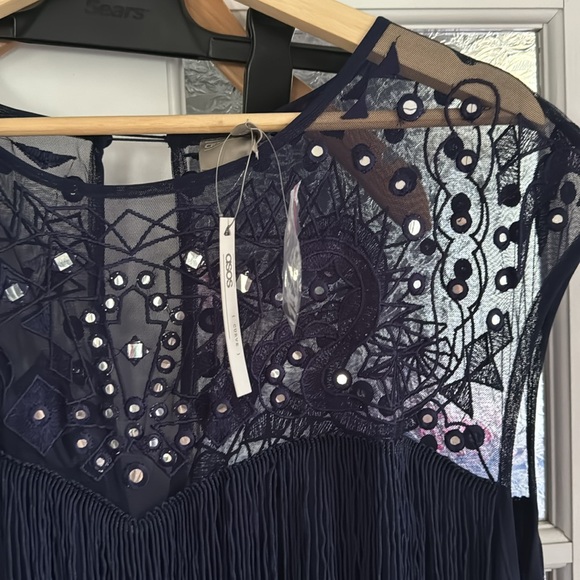 Brand new asos curve dress - Picture 4 of 7